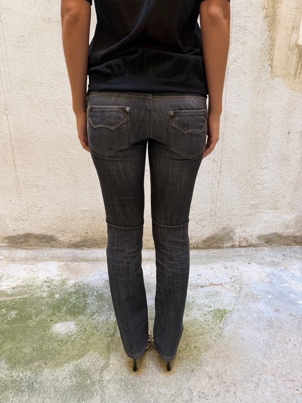 Sisley Low Rise Straight Leg Jeans